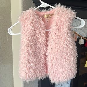 Genuine Kids OshKosh furry pink vest 4/5T